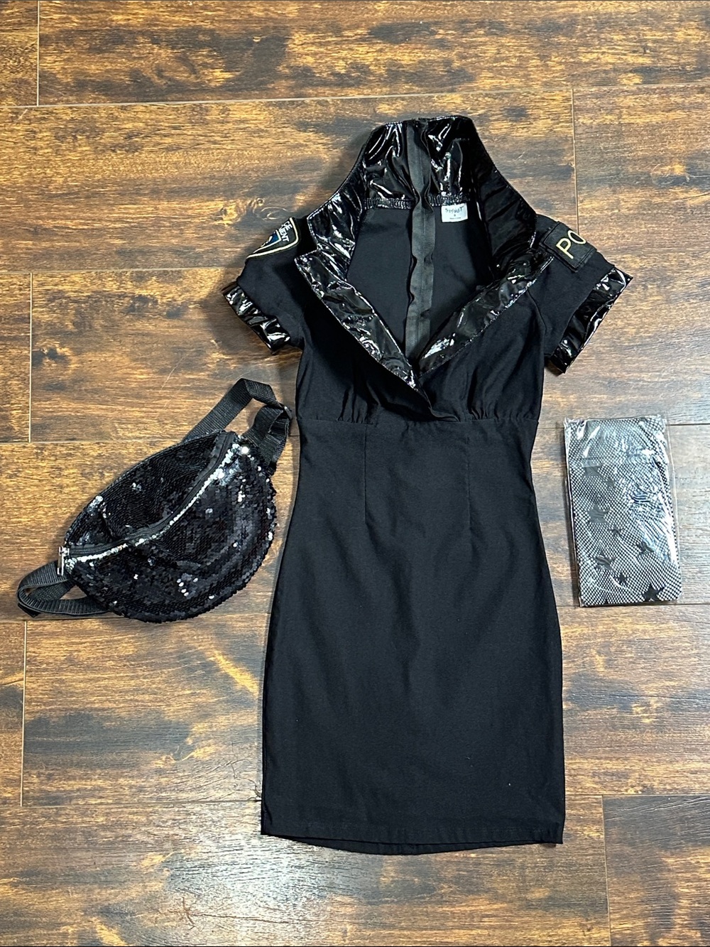 🚨 Spirit Police Officer Costume S + Fishnets & Sequin Bag 👮♀️✨